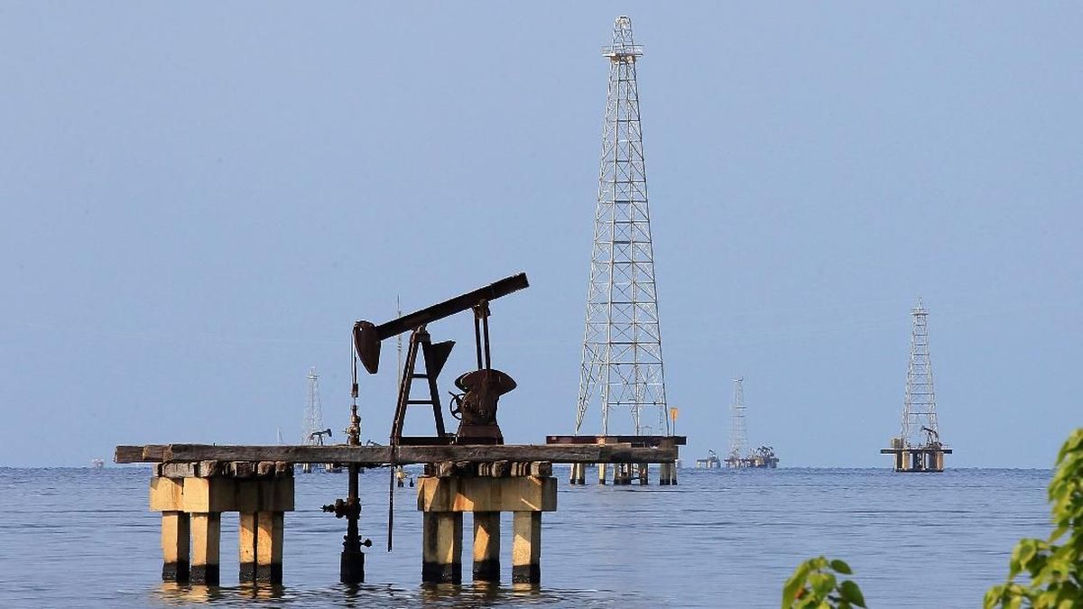 penurunan-harga-minyak-dunia-dipicu-merosotnya-permintaan-energi-dari-china