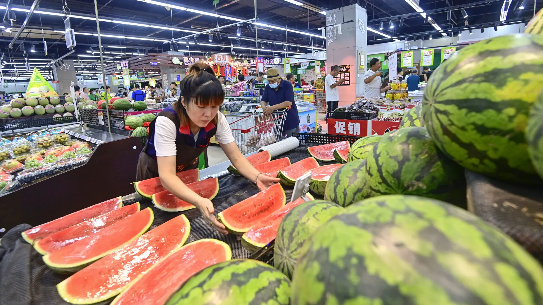 Perekonomian Tiongkok Kembali Dibayangi Deflasi Meski CPI Tumbuh Tipis